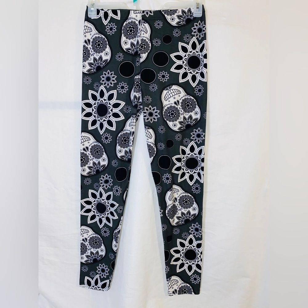 Halloween mandala skull leggings size plus